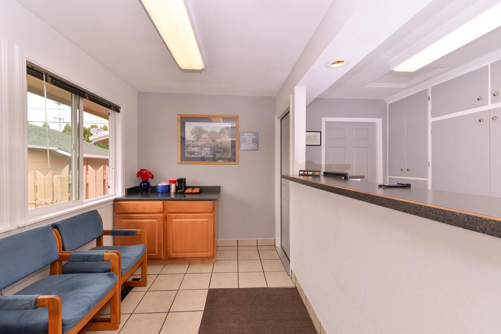 Corvallis Budget Inn ภายนอก รูปภาพ
